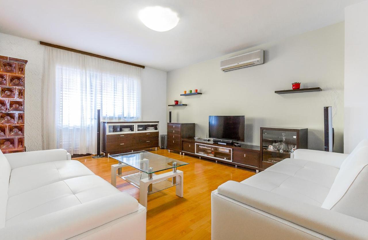 Holiday Home Villa PUY Rom bilde